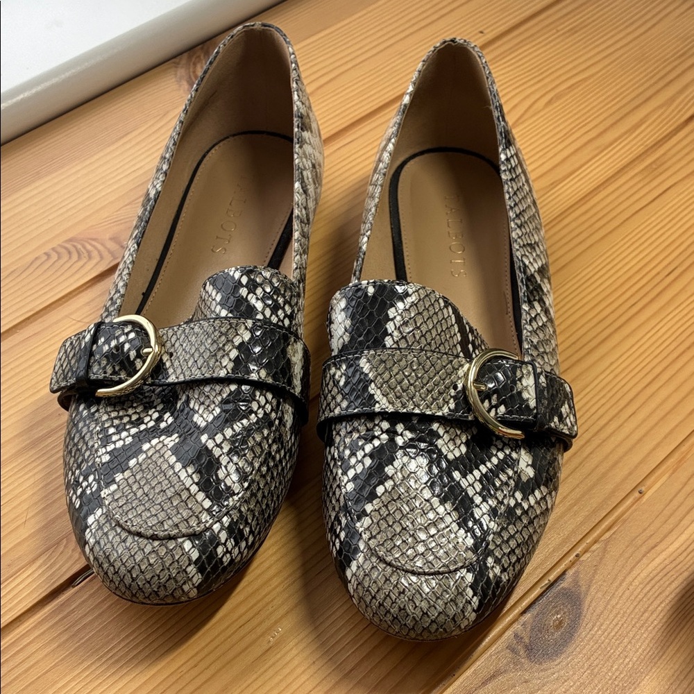 Talbots Black and Cream Snakeskin Loafers